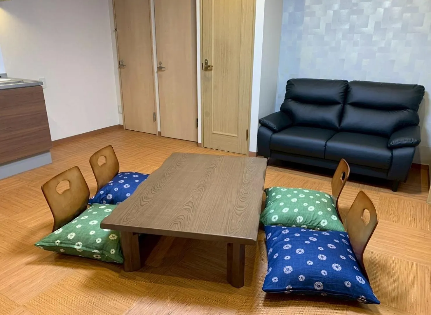 Hotel Tsukushi Токио 0*,  Япония